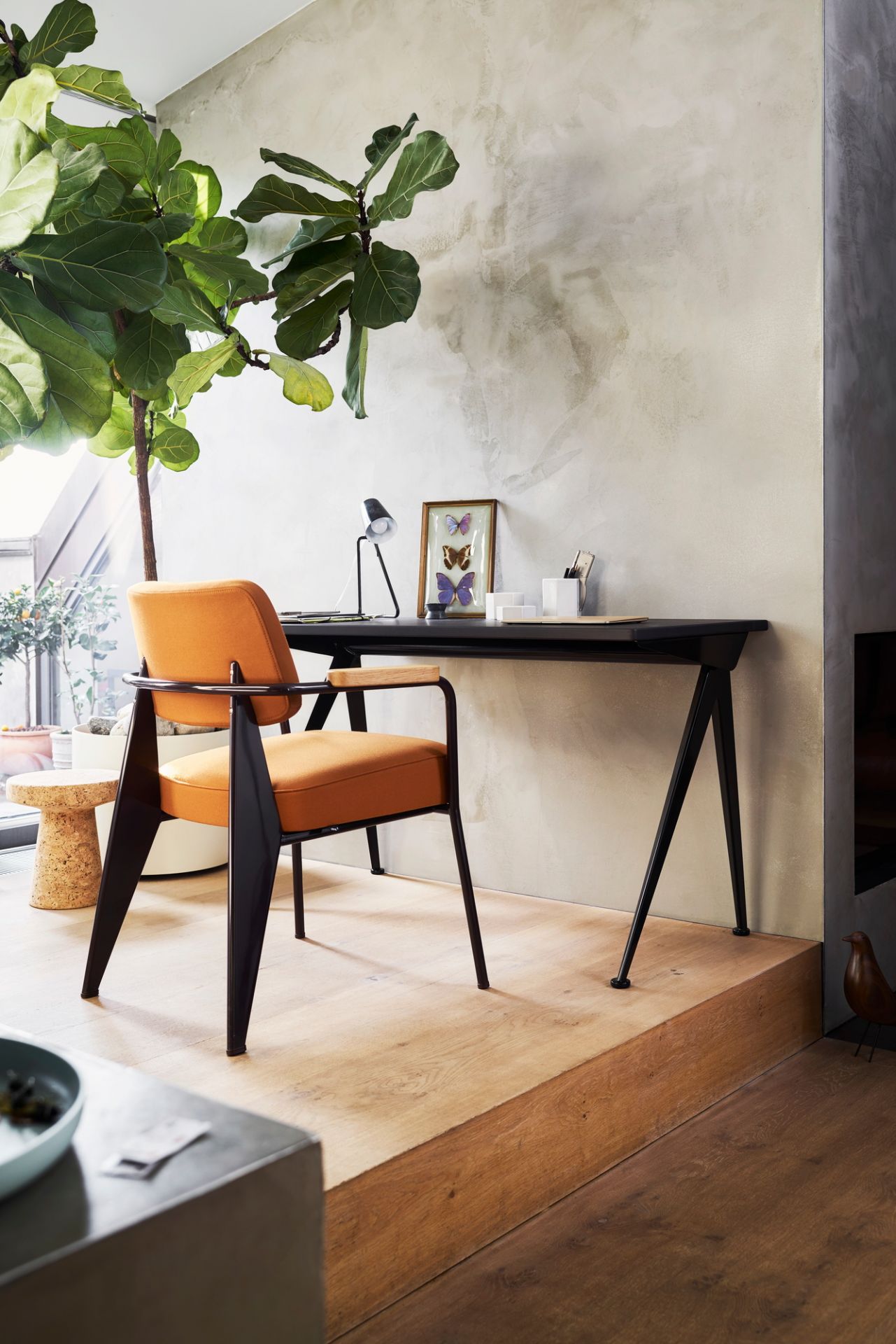 Compas Direction Desk Vitra