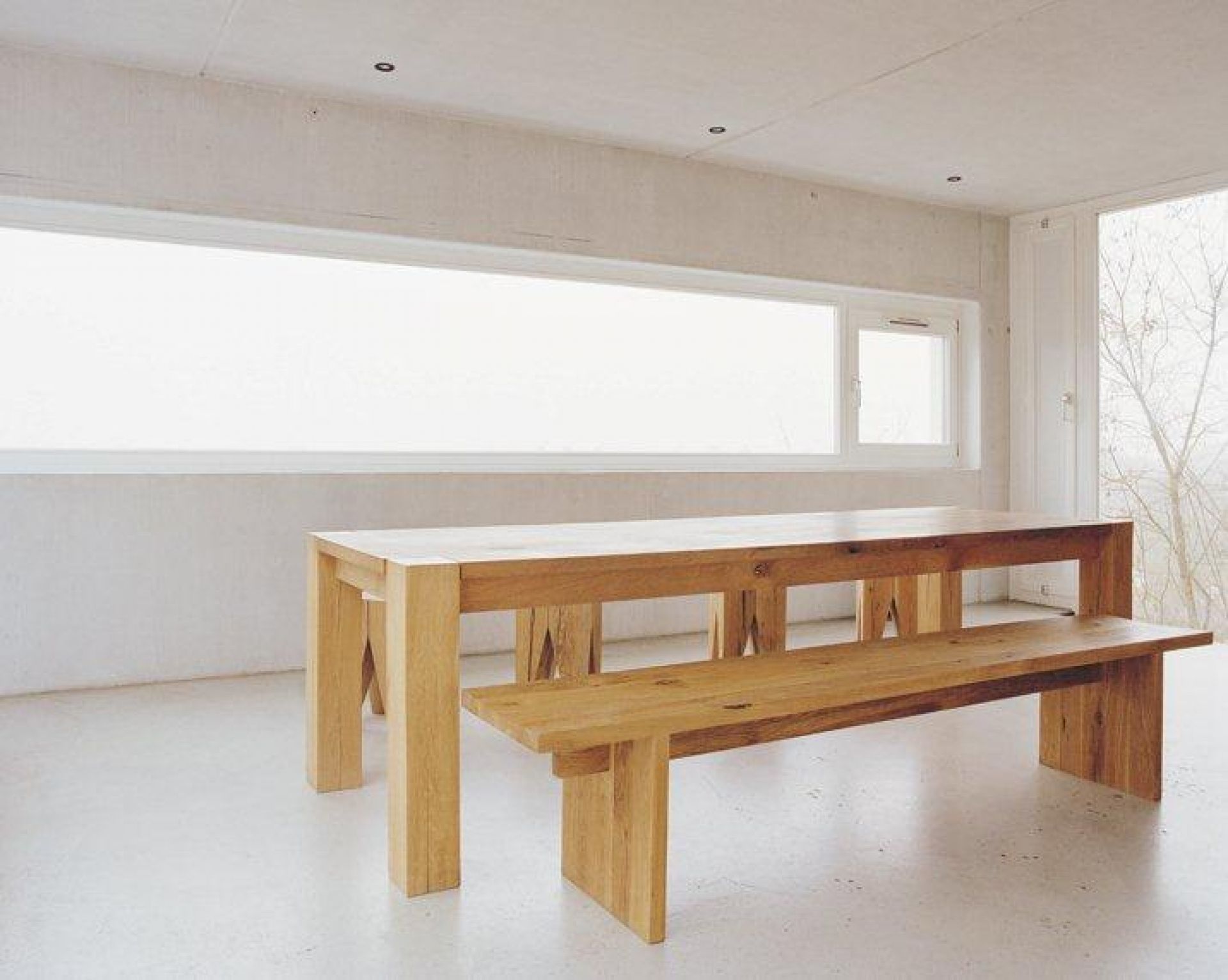 BE02 Taro Bench e15