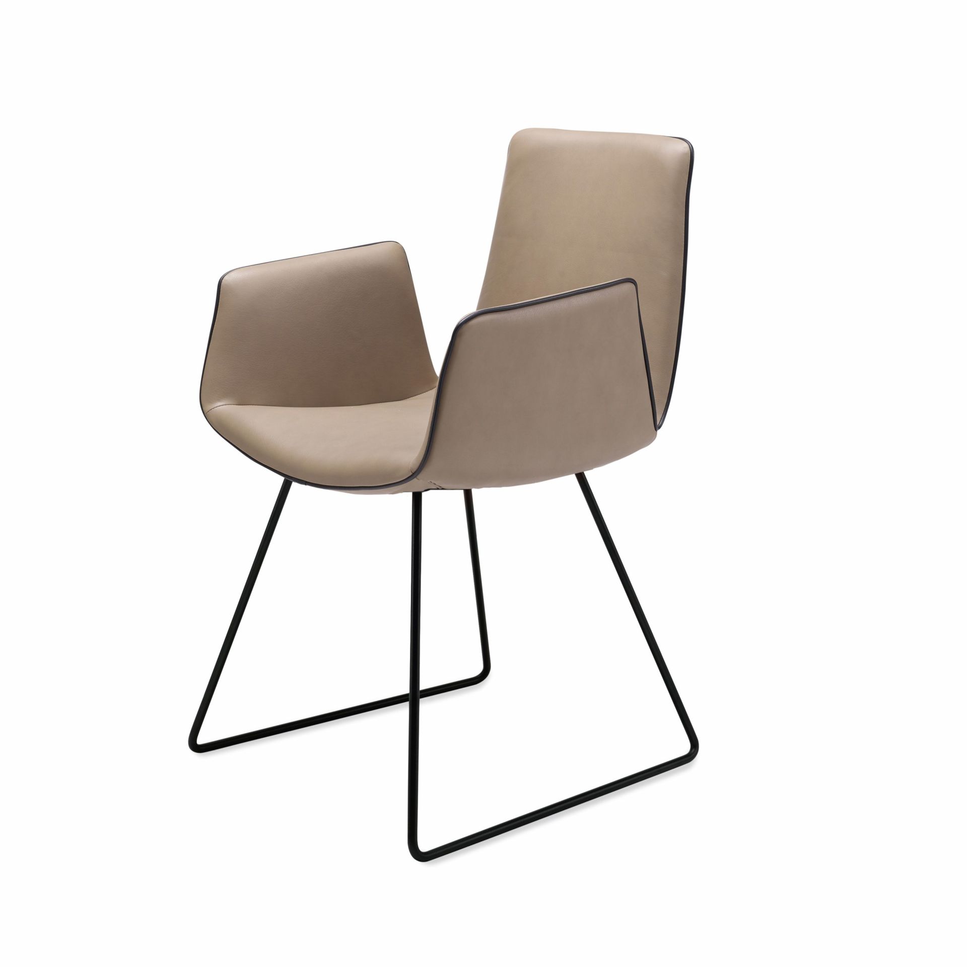 Amelie Armchair high armrests Freifrau Manufaktur