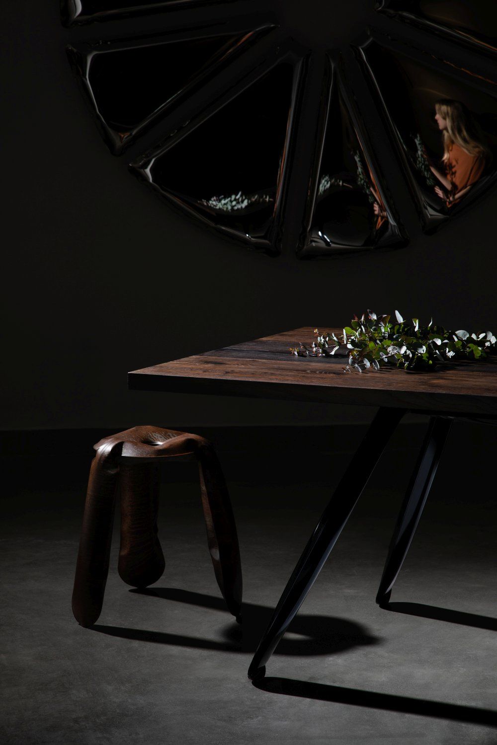 Nucleus mirror Zieta