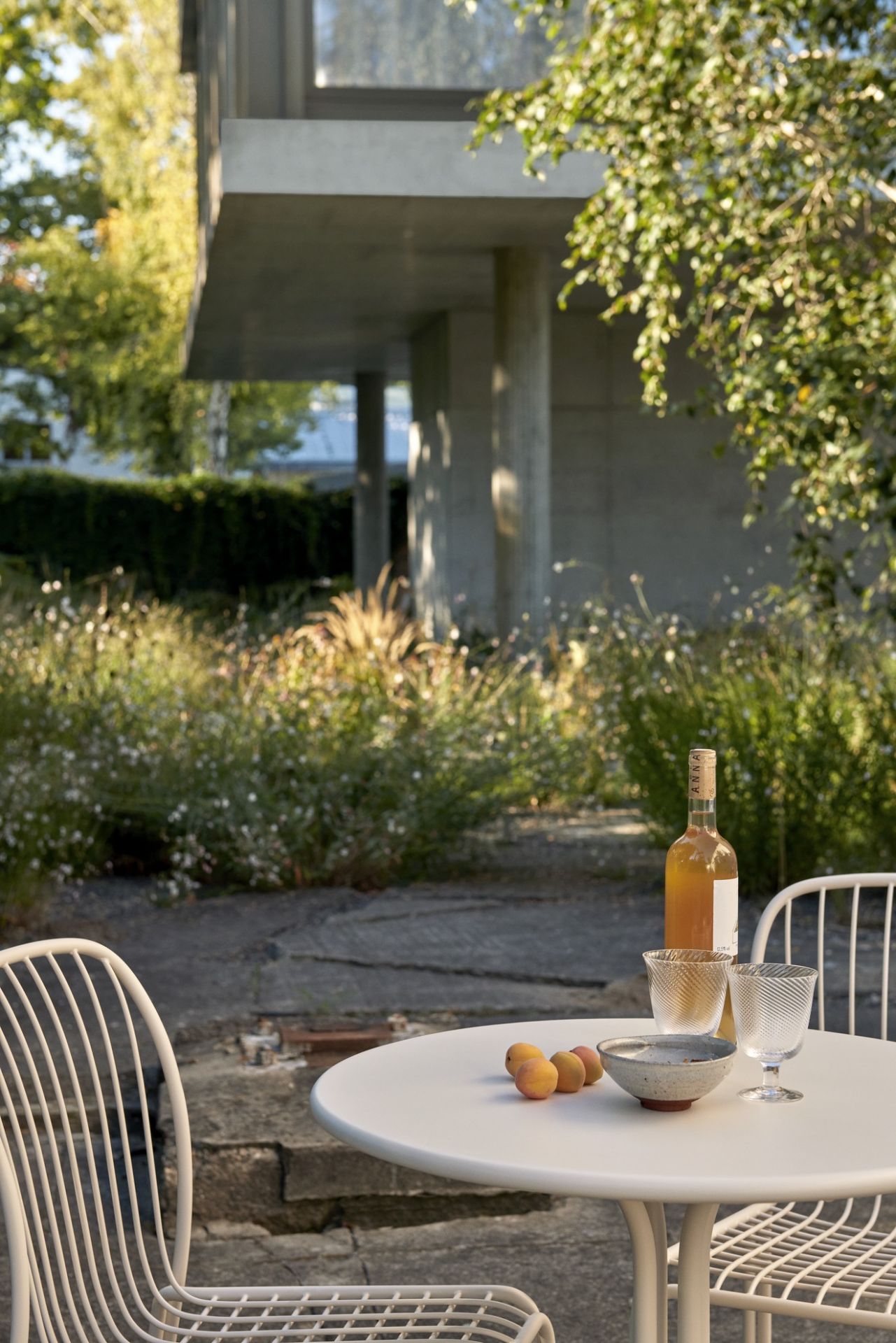 Thorvald SC96 / SC97 Outdoor Café table AndTradition 