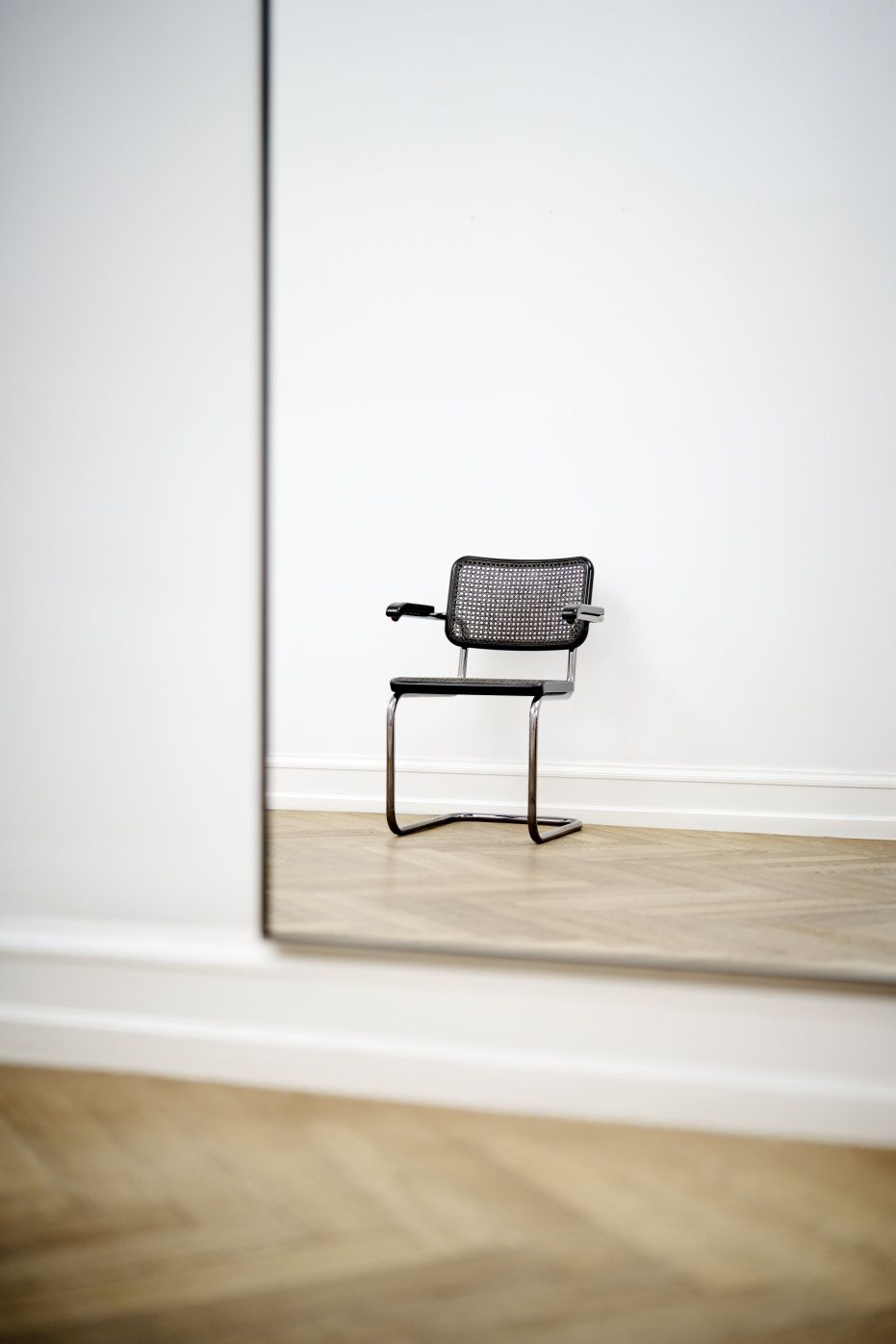 JS. Thonet by Jil Sander S 64 V / S64V cantilever chair Thonet 
