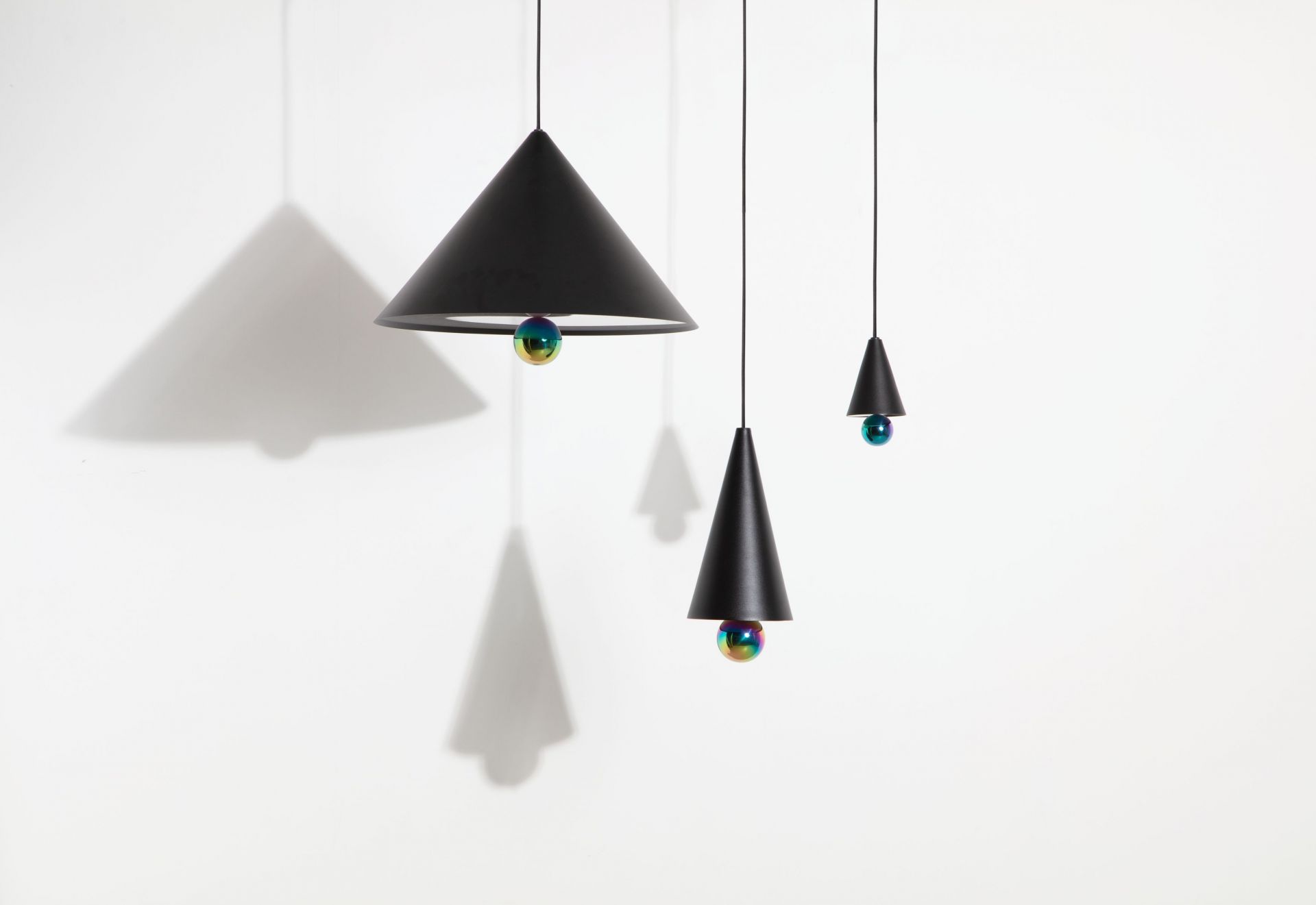 Cherry Pendant light Pendant lamp L Petite Friture
