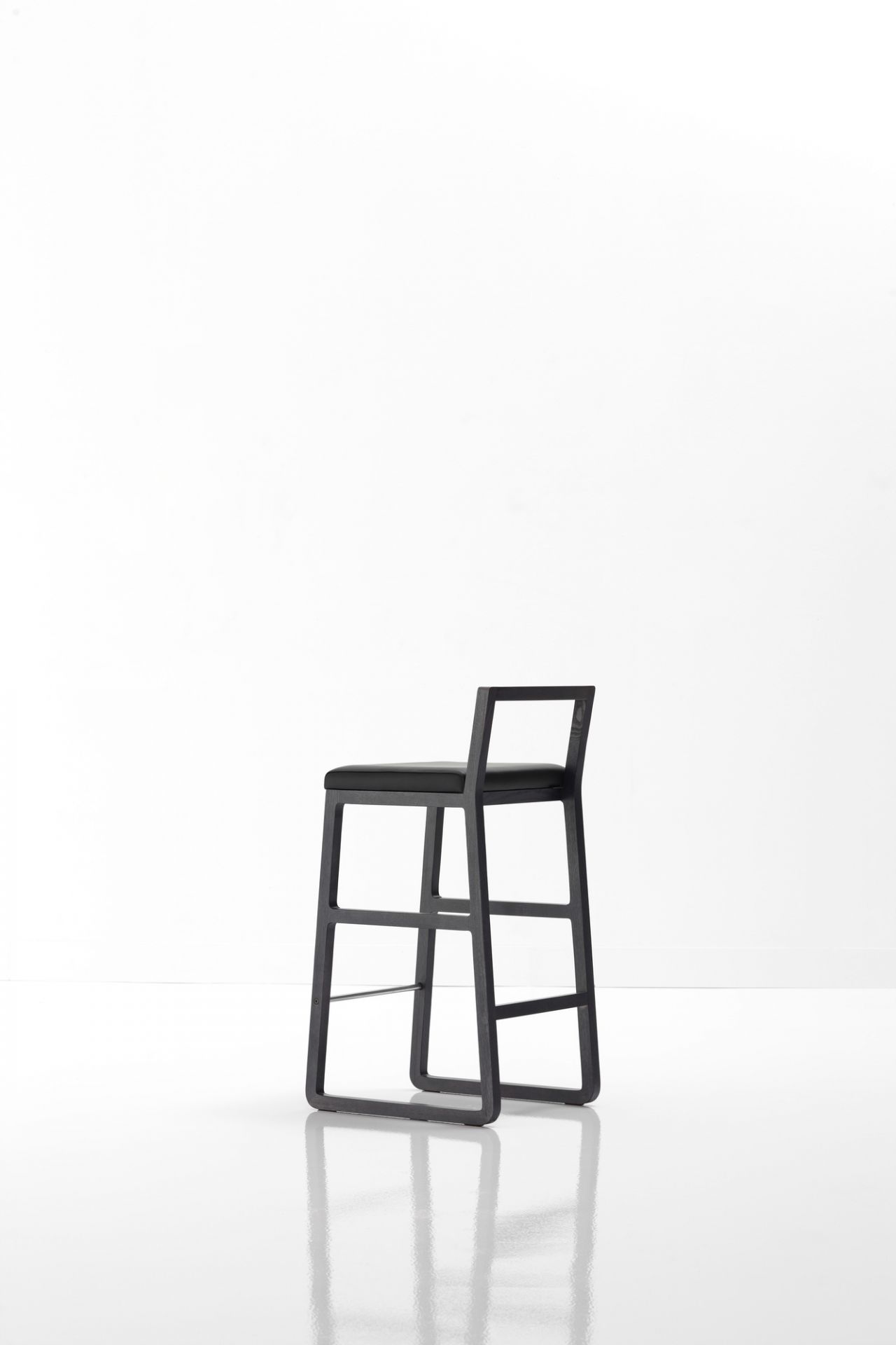 Midori Stool Black Sancal