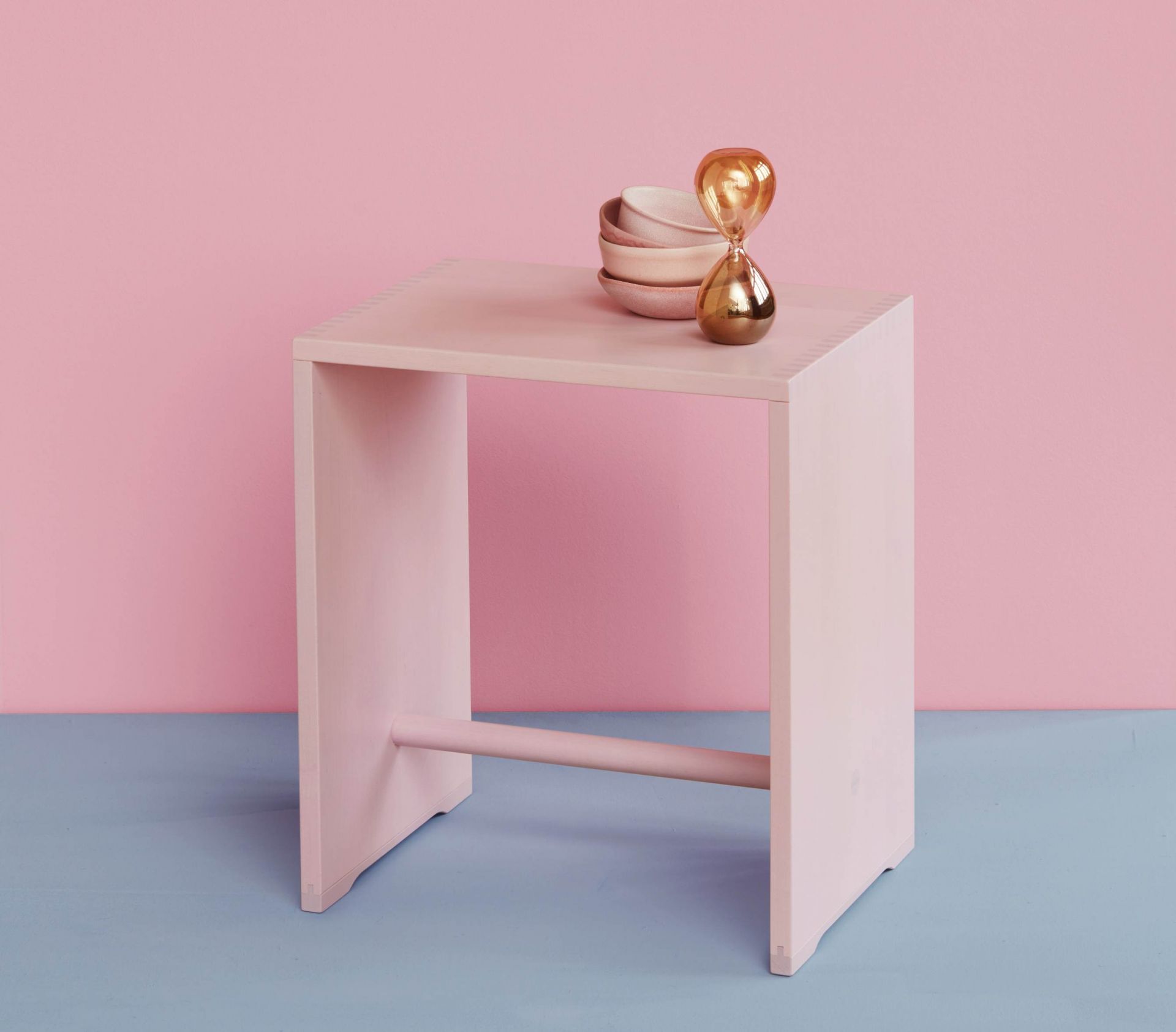 Ulmer stool Max Bill pink wb form LIMITED EDITION