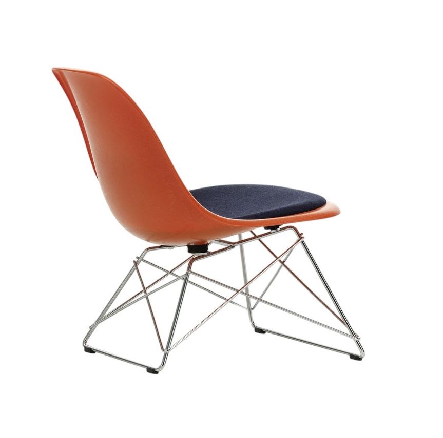 Eames Fibreglass Chair LSR Chair with seat cushion Vitra