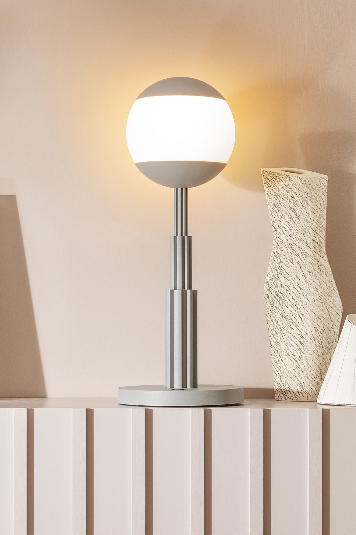 AR04 Battery table lamp Alessi