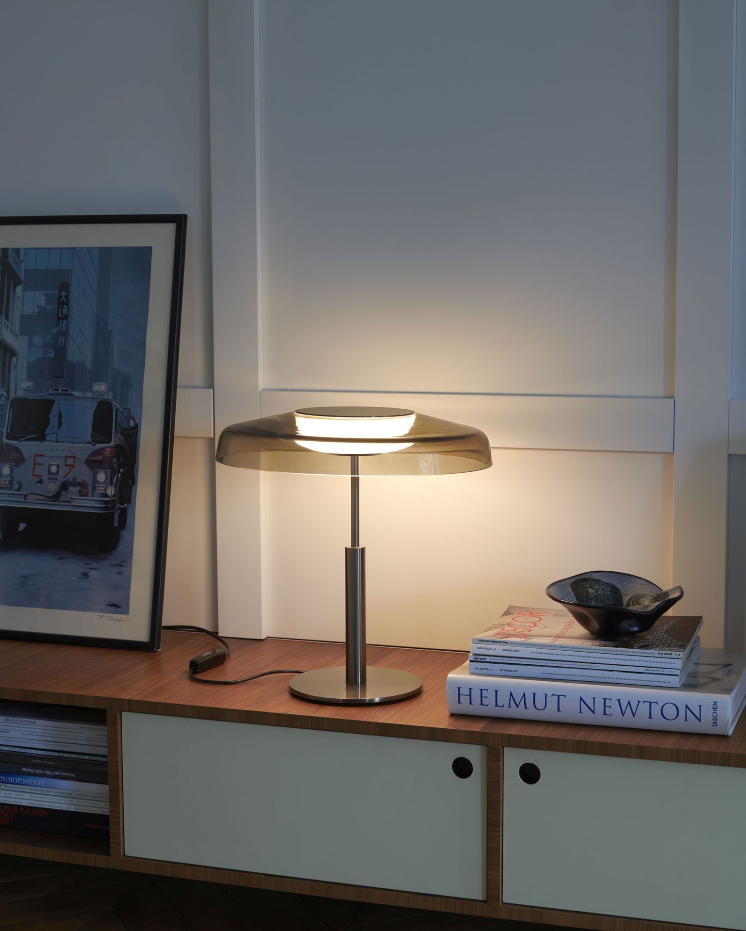 Dora 271 table lamp Oluce
