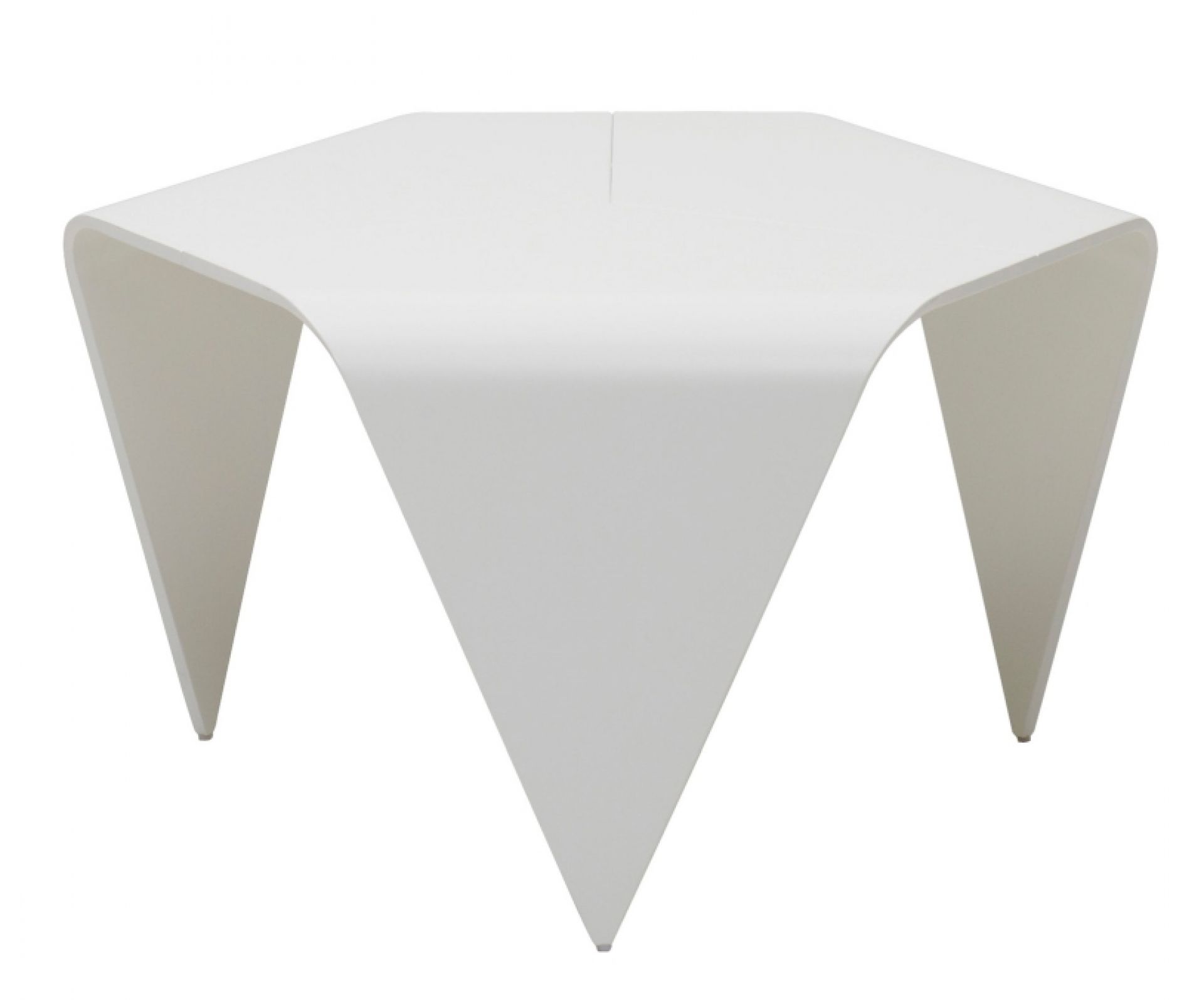 Trienna coffee table Artek
