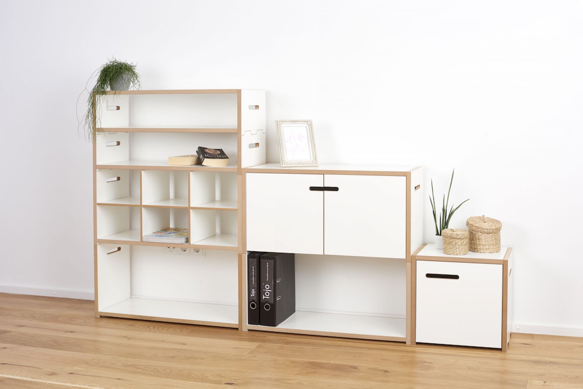 Tojo Halbstark Basic Module Low Shelf Series Tojo