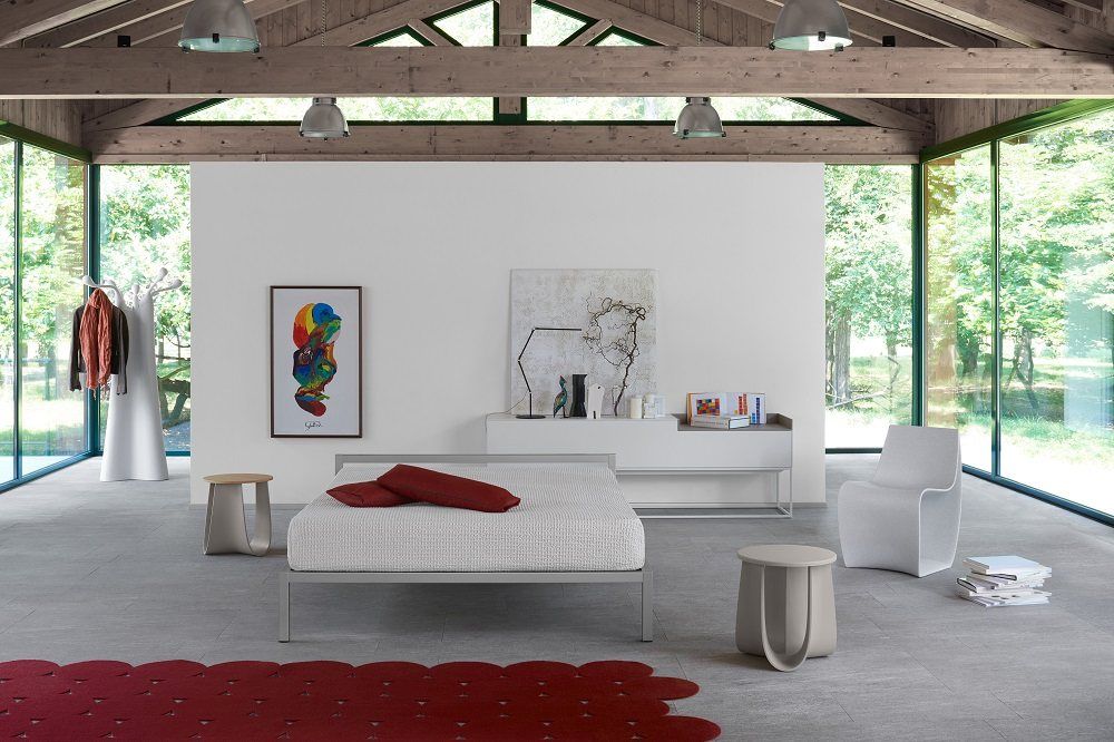 Aluminium Bed lacquered MDF Italia