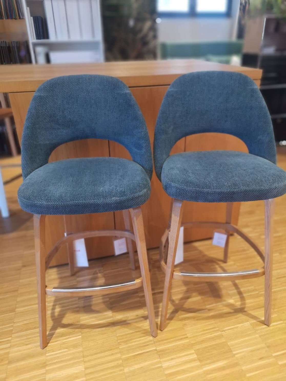 Saarinen Bar Stool Knoll International EXHIBITION PIECE
