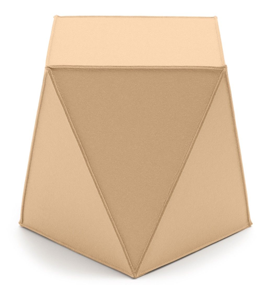 Brilli seating furniture Hey Sign