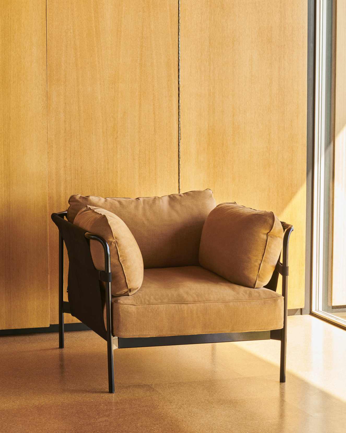 Can armchair Hay