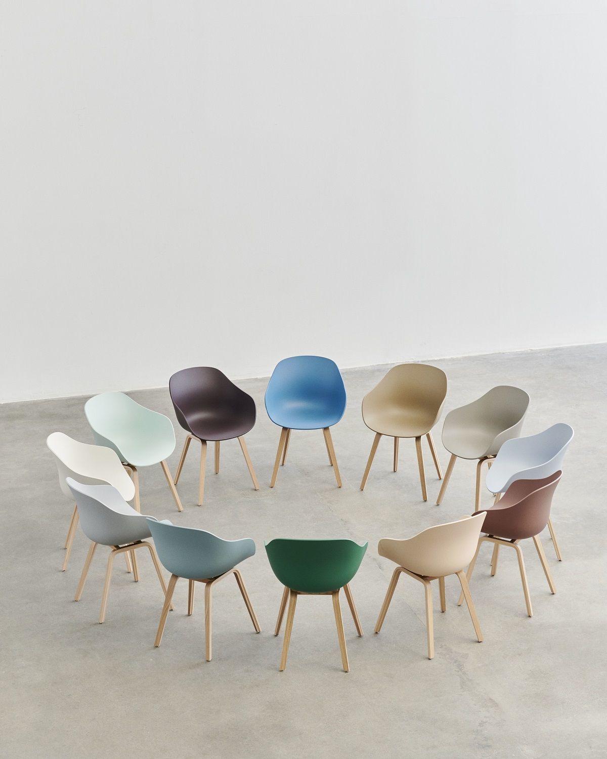 About a Chair AAC222 / AAC 222 Chair Hay