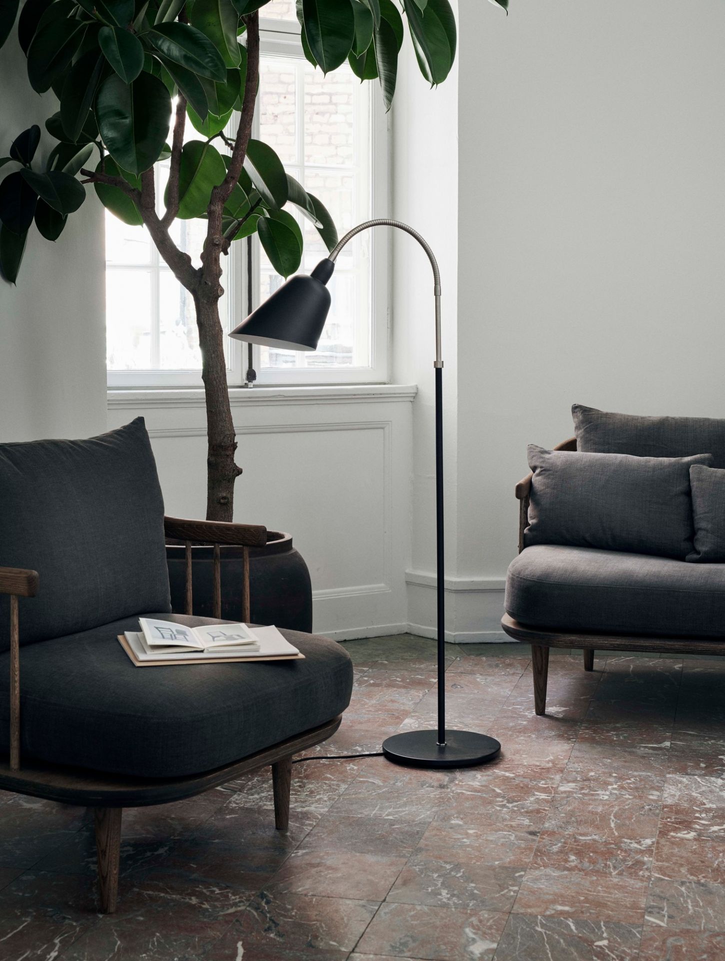 Fly Lounge Chair SC10 / SC1 AndTradition