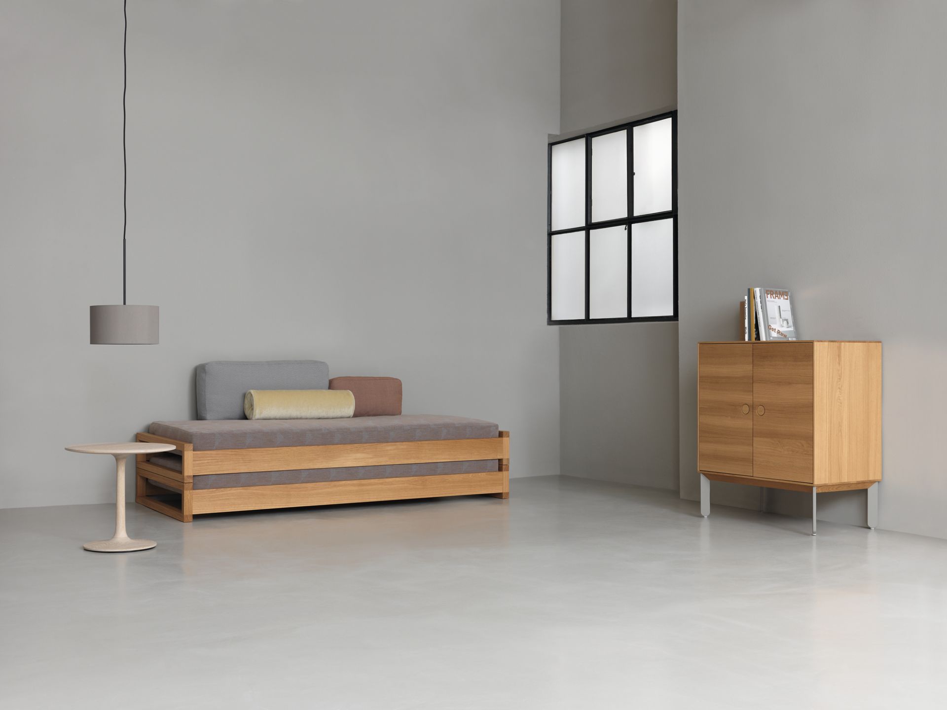 Guest 90 wood bed american walnut Zeitraum