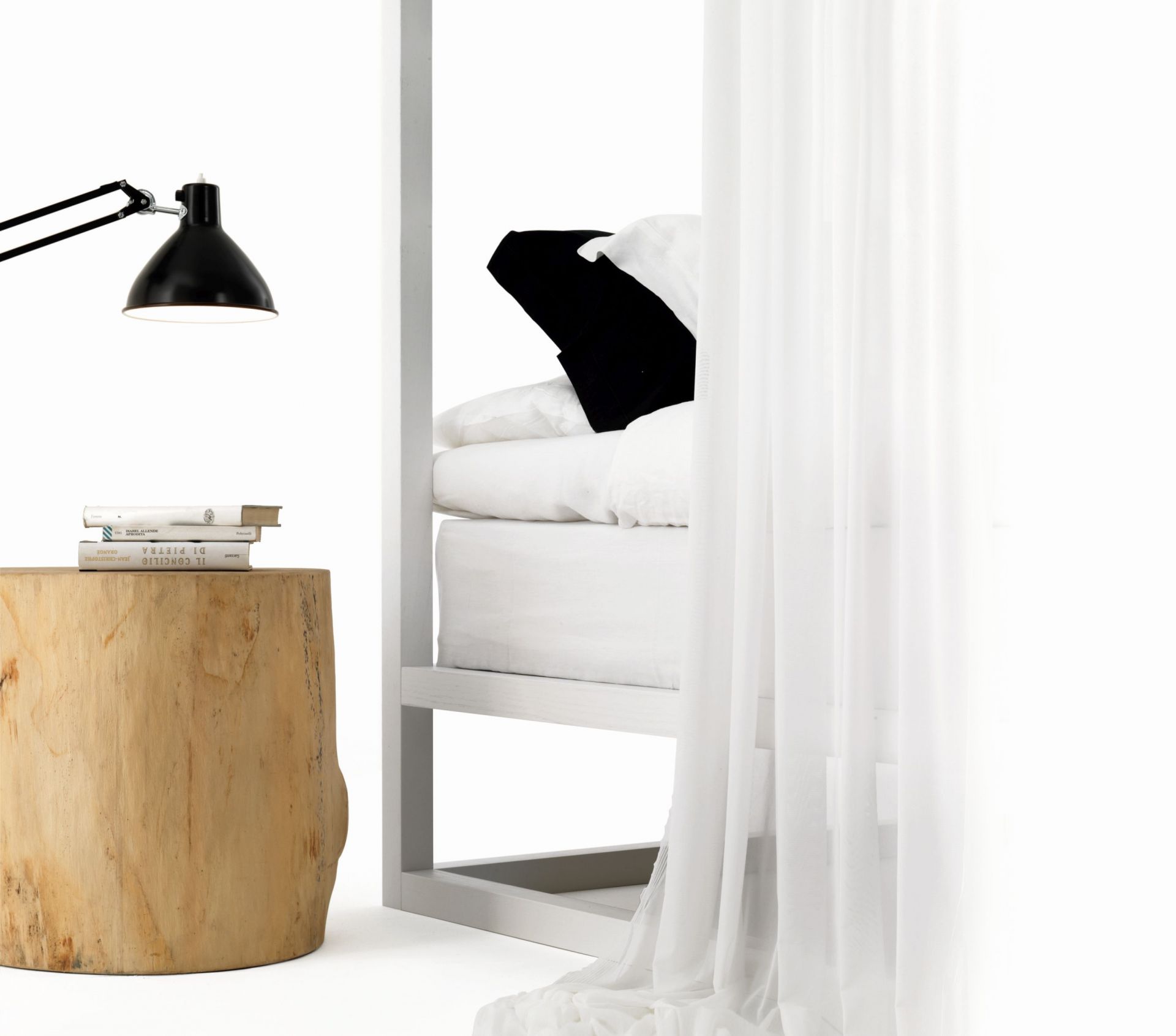 Casetta in Canada Canopy bed Mogg