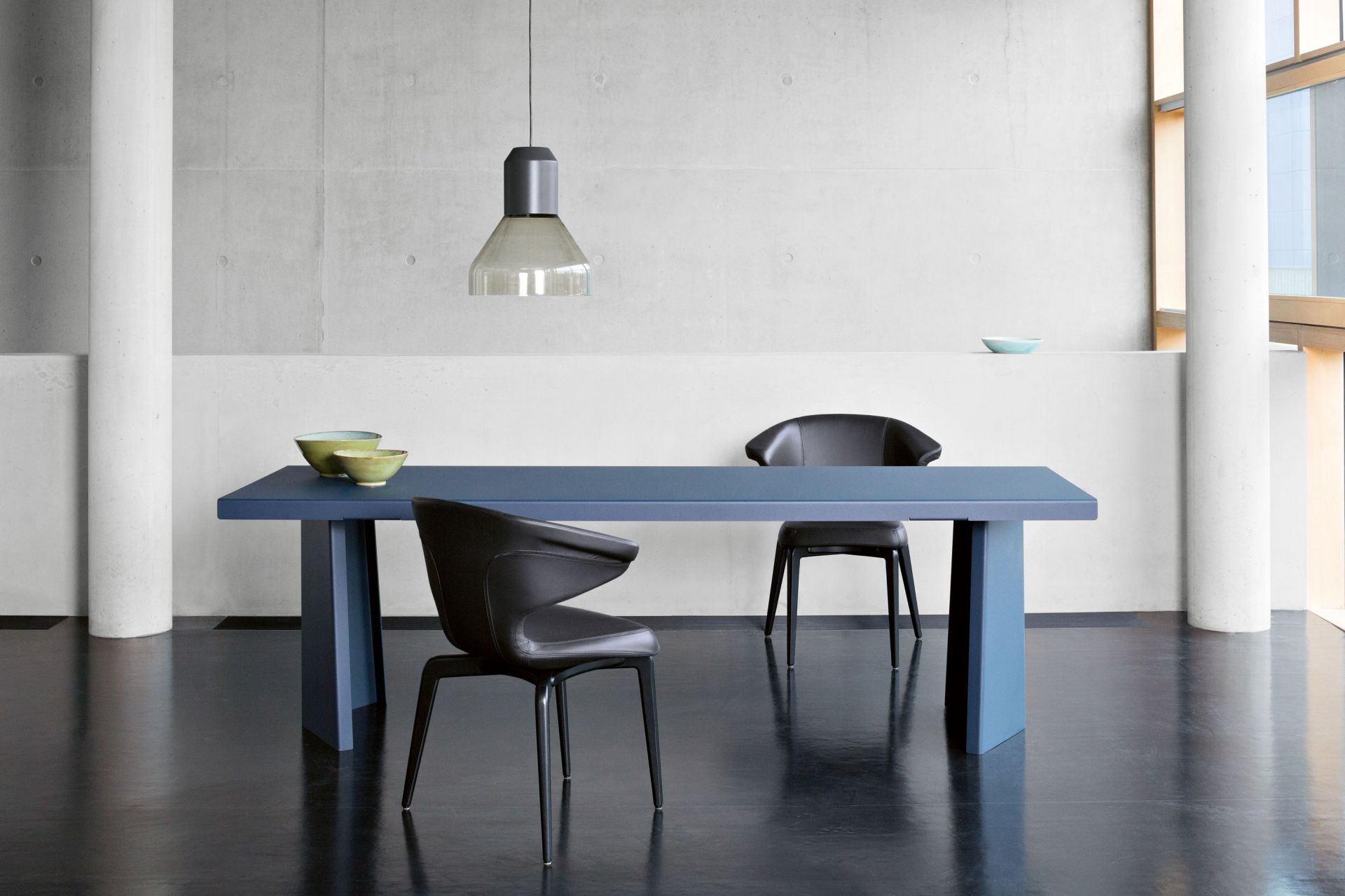 Pallas table ClassiCon