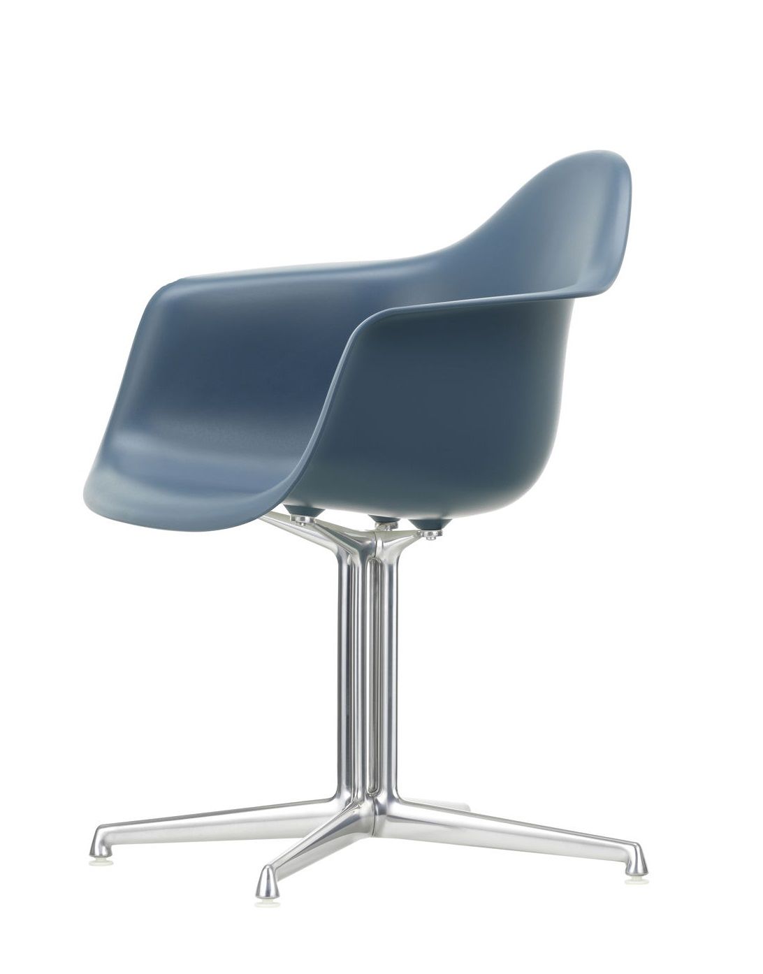 Eames Plastic Arm Chair DAL Chair Vitra