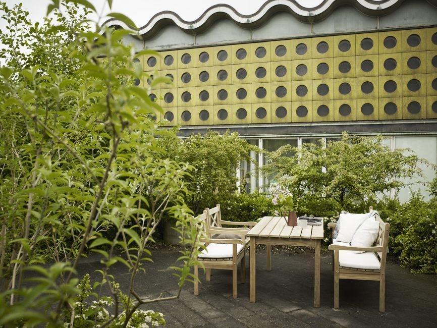 Skagen Table Outdoor dining table Skagerak by Fritz Hansen