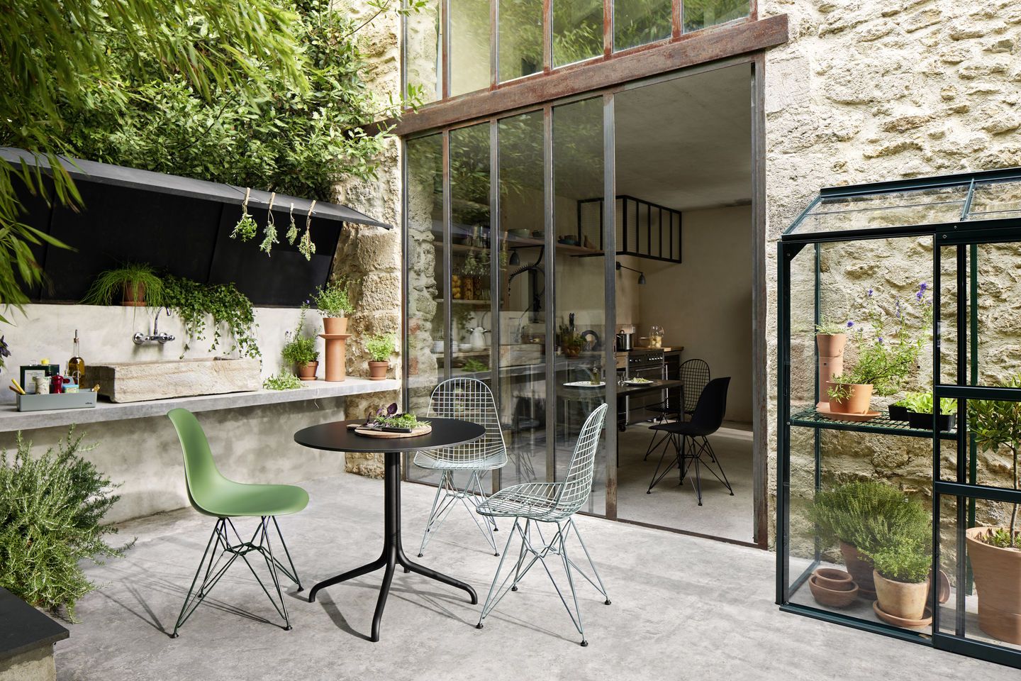 Eames Plastic Side Chair DSR Chair Monoton Vitra