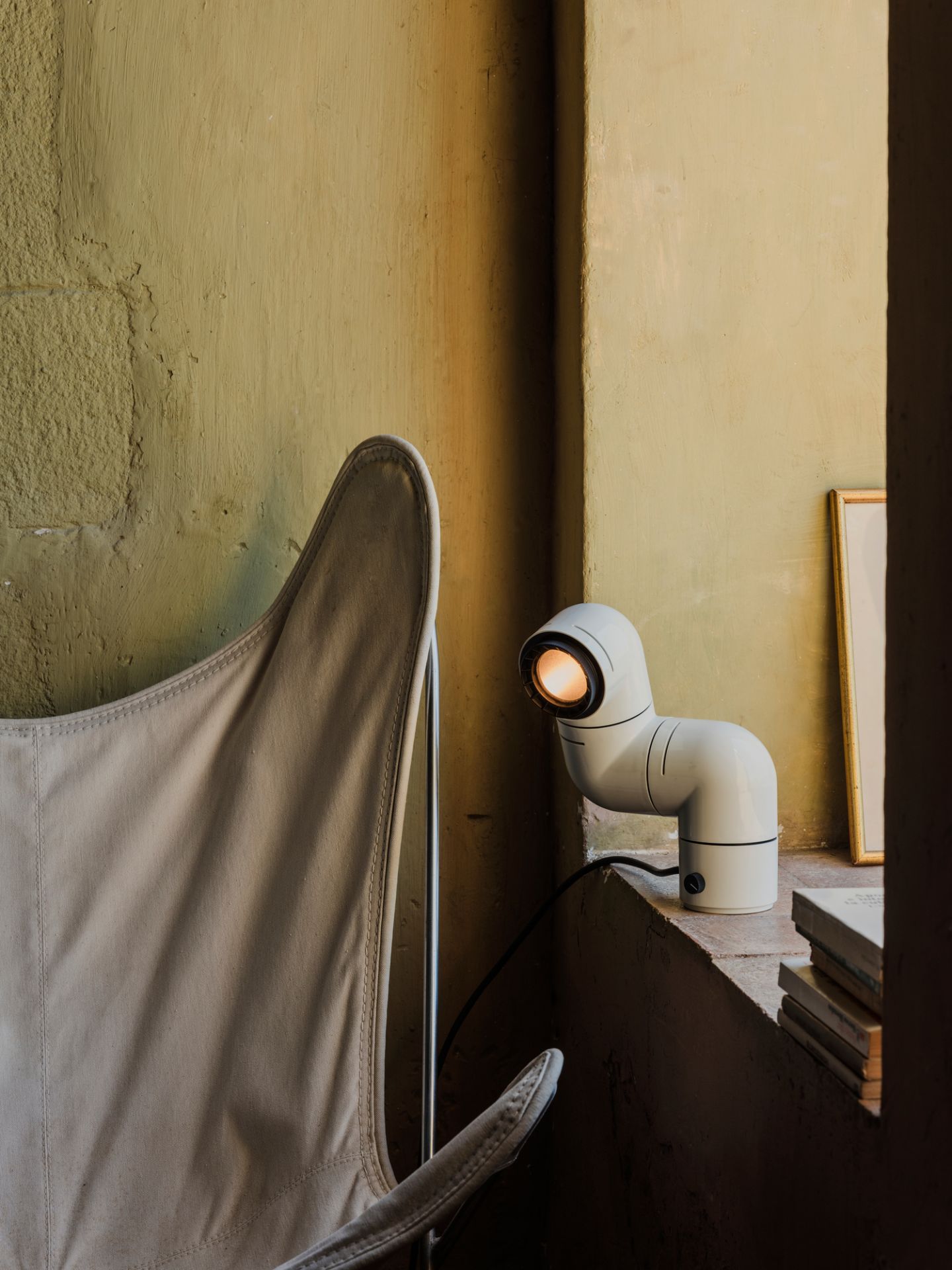 Tatu Table Lamp Santa & Cole