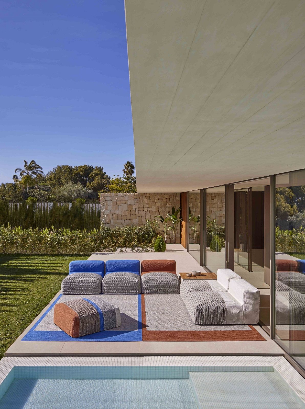 Mangas Outdoor Rug Gan