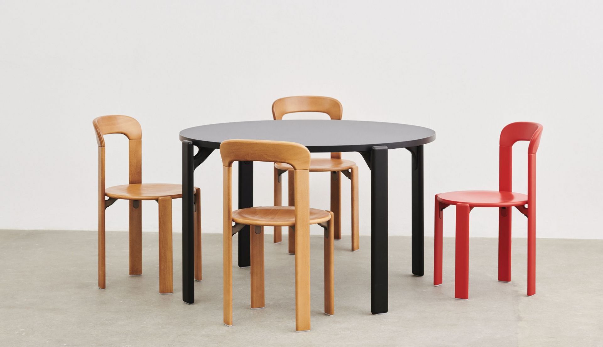 Rey Table Hay