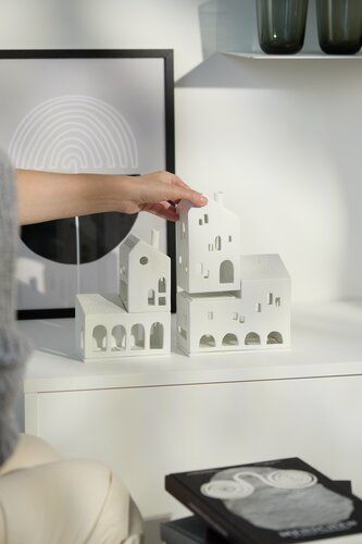Light house Stacking house of arches Wheels