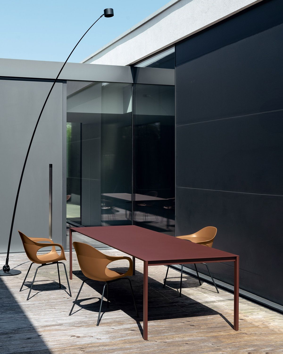 Thin-K Outdoor Fix Table Kristalia