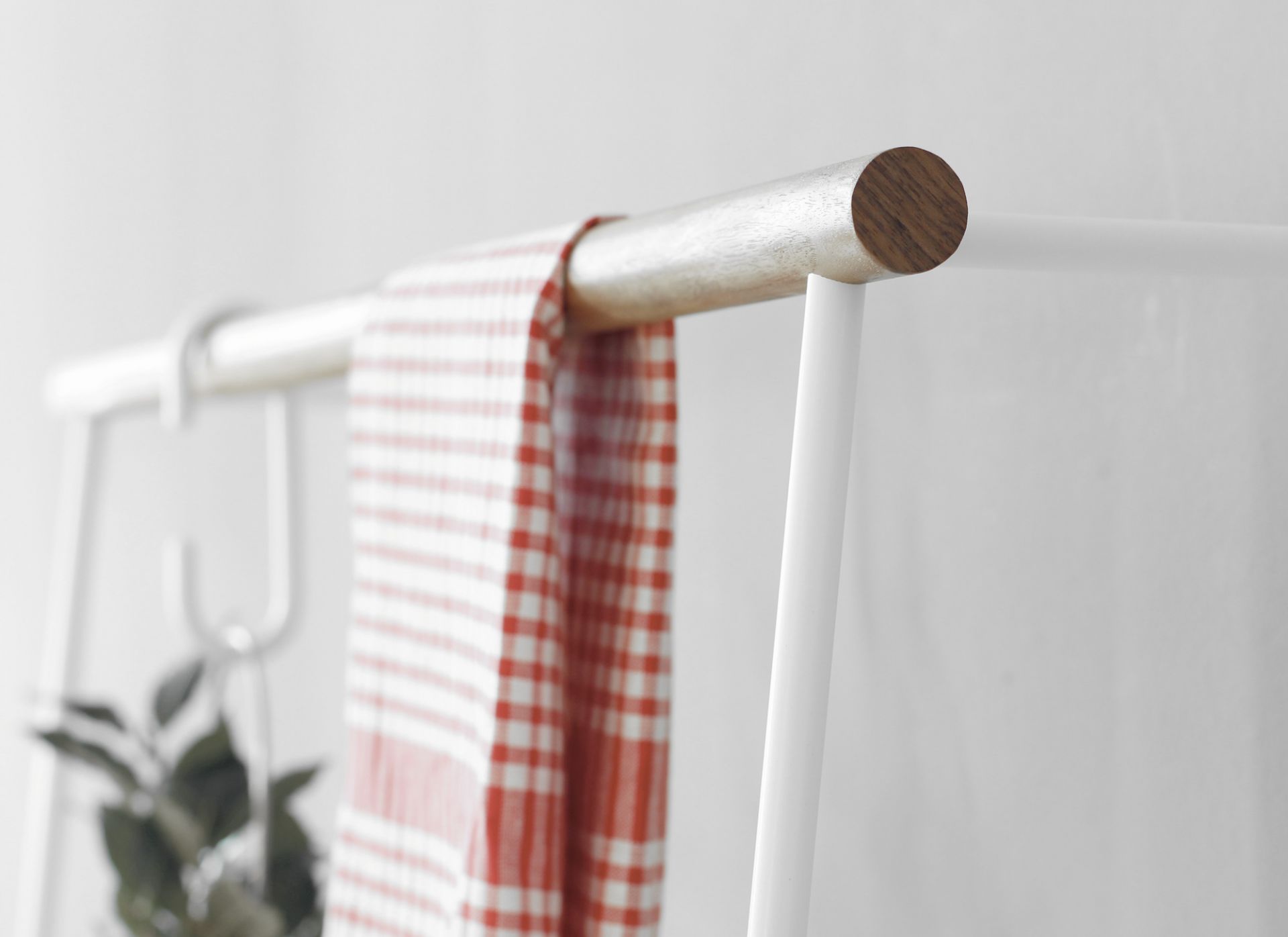 Little Leanon II valet stand Lean On White Roomsafari