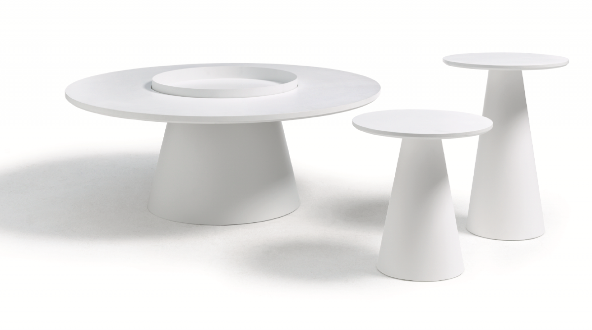 Conic round table Cor