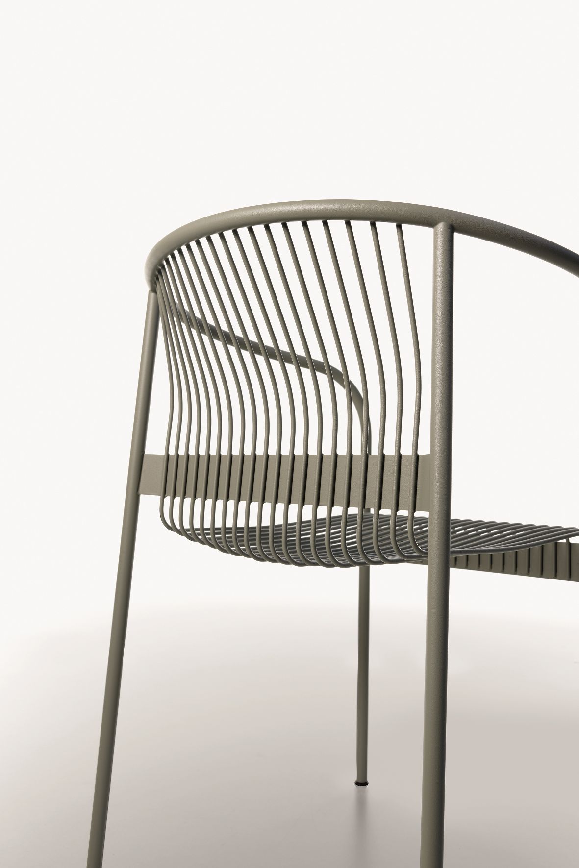 Velit Chair Indoor / Outdoor Chair Plank