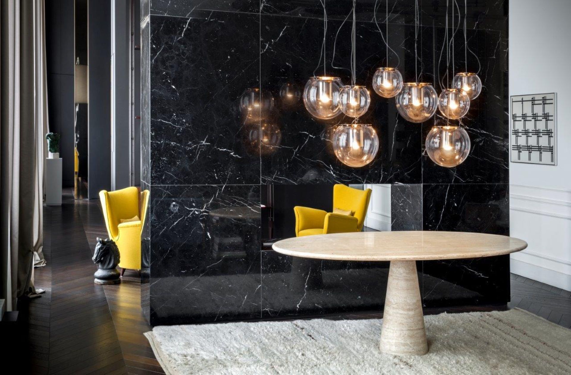 The Globe pendant light 828 Oluce