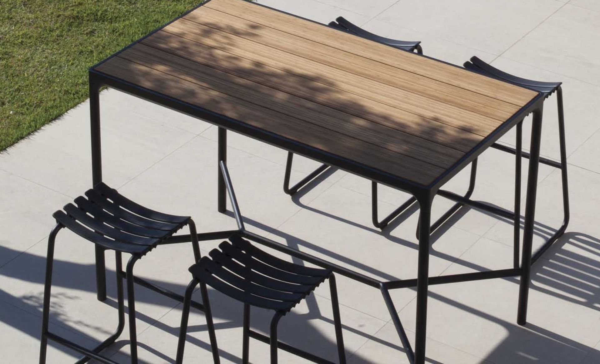 ReClips Outdoor Bar stool Houe