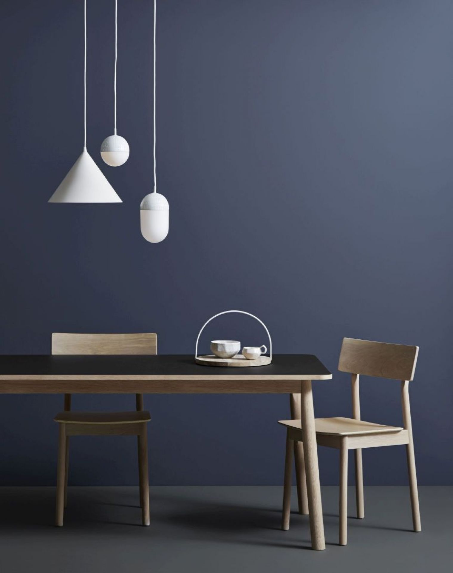 Annular Pendant Woud