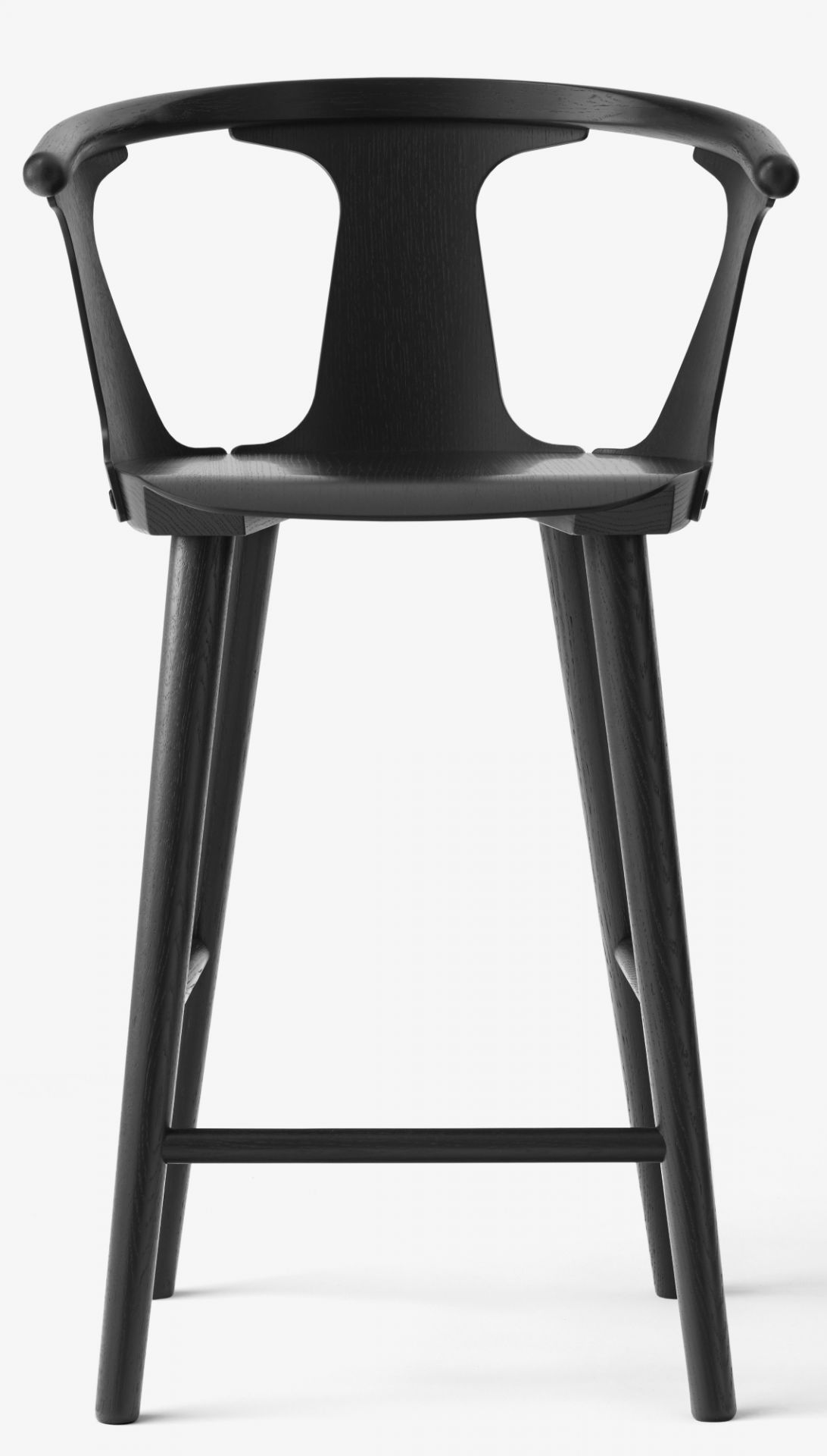 In Between Barstool Barstool SK7 OAK SMOKED AndTradition SINGLE PIECE