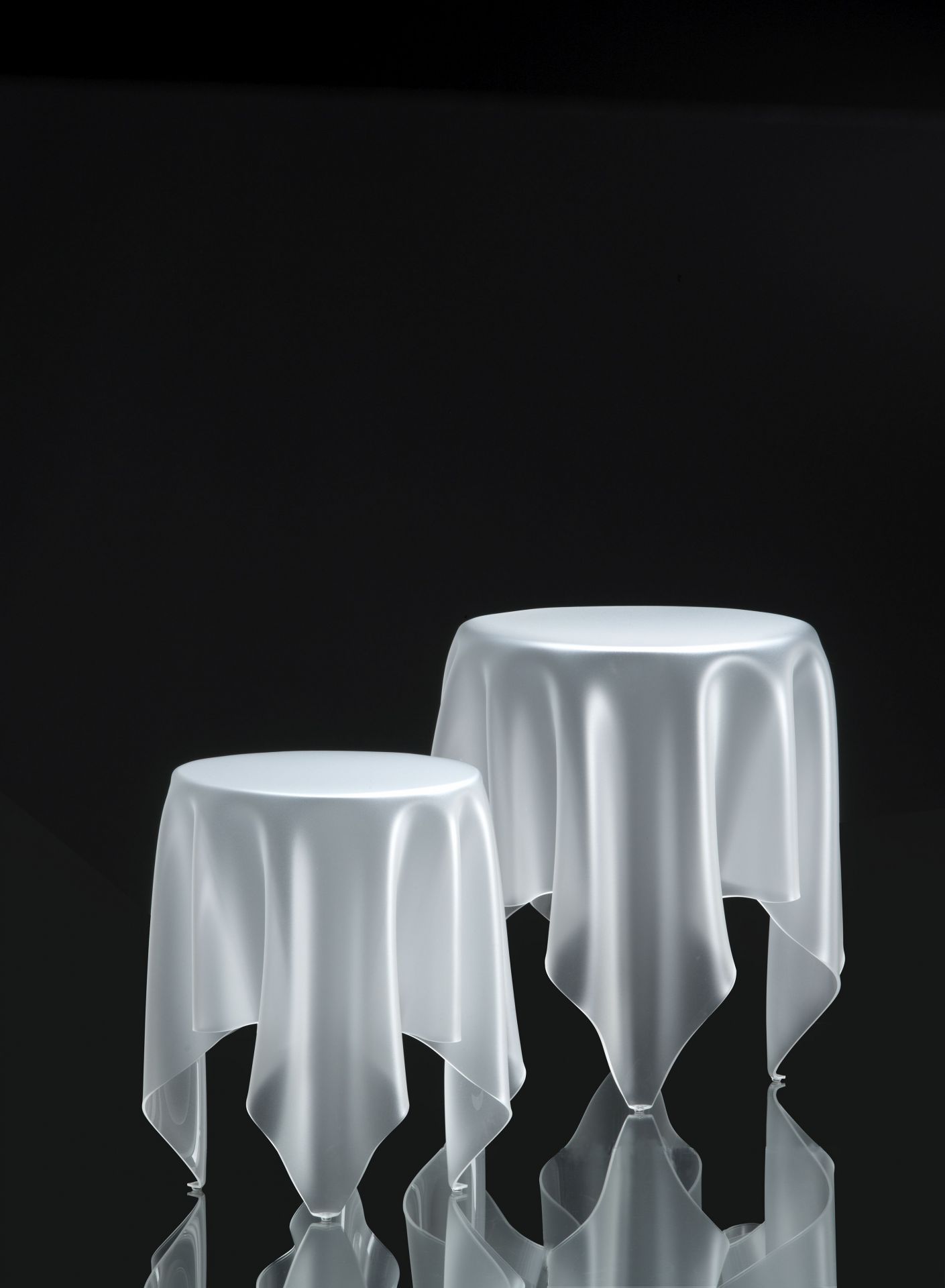 Essey Illusion Side Table ice Klein & More