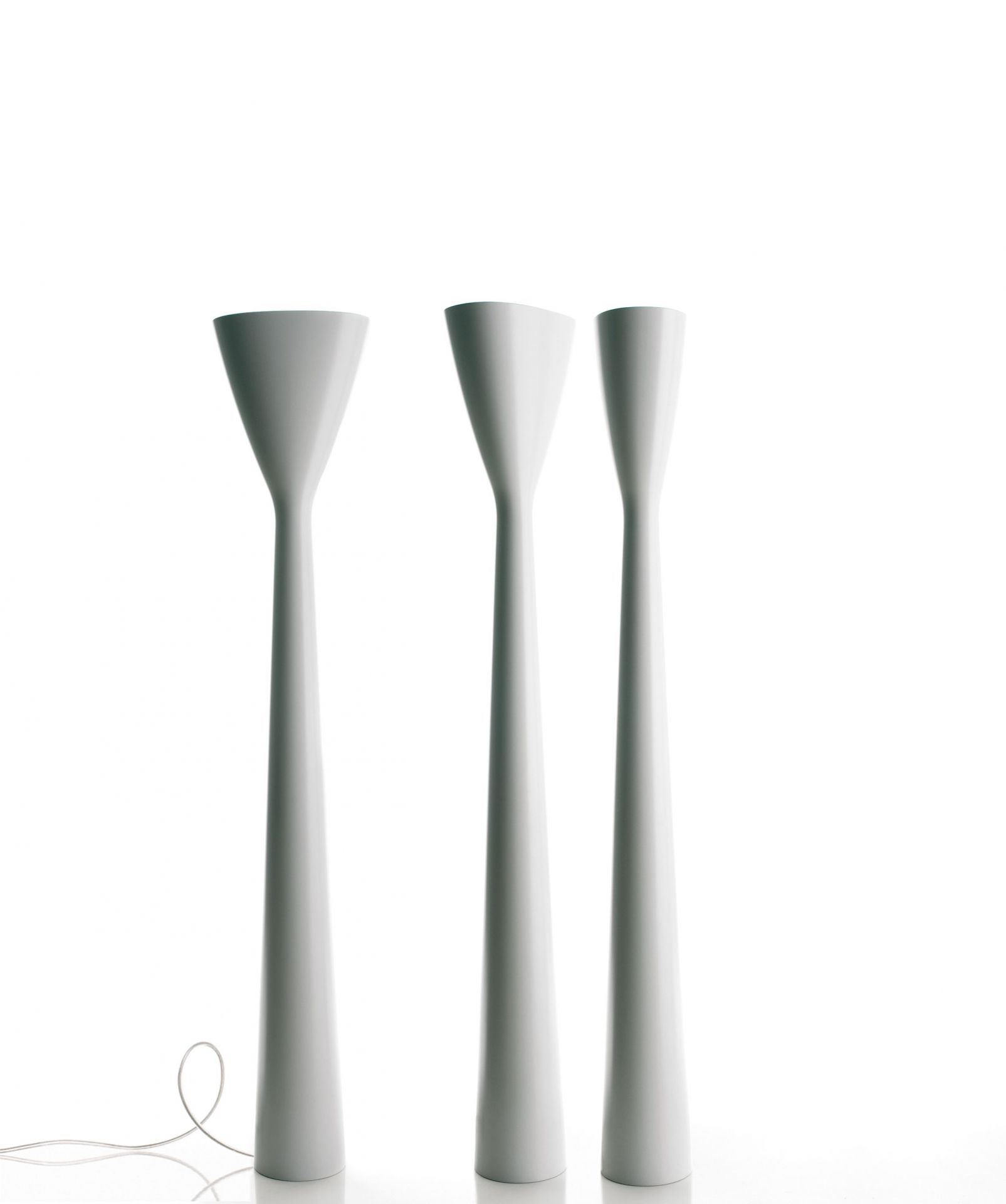 D38L Carrara LED Foor lamp white Luceplan