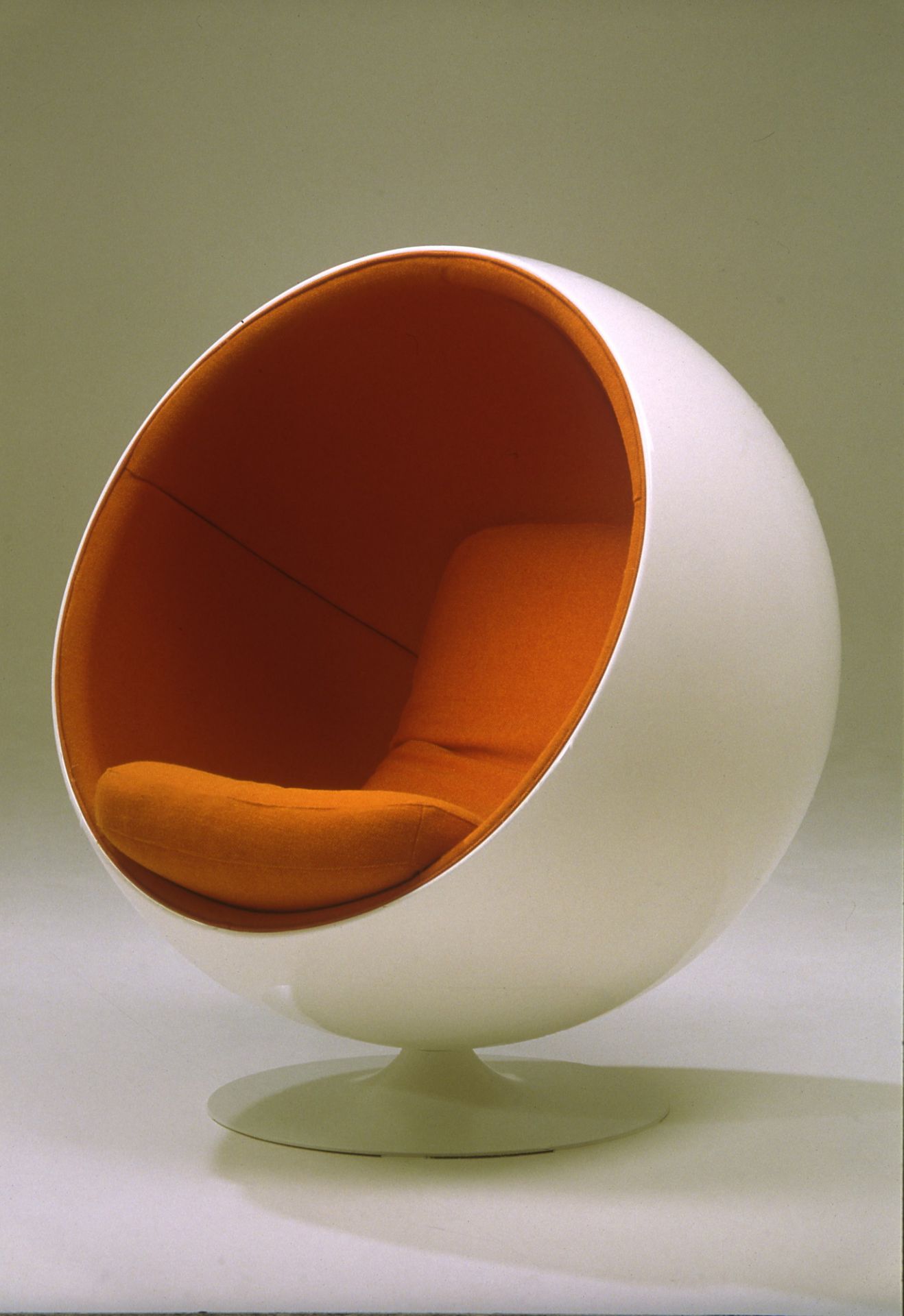 Ball Chair Eero Aarnio Originals
