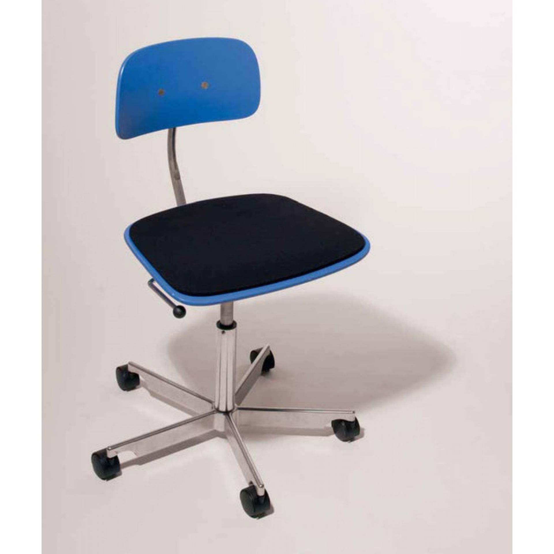 Seat pad - Felt pad for the Kevi chair by J.Rasmussen AQUA Parkhaus Berlin SINGLE PIECES