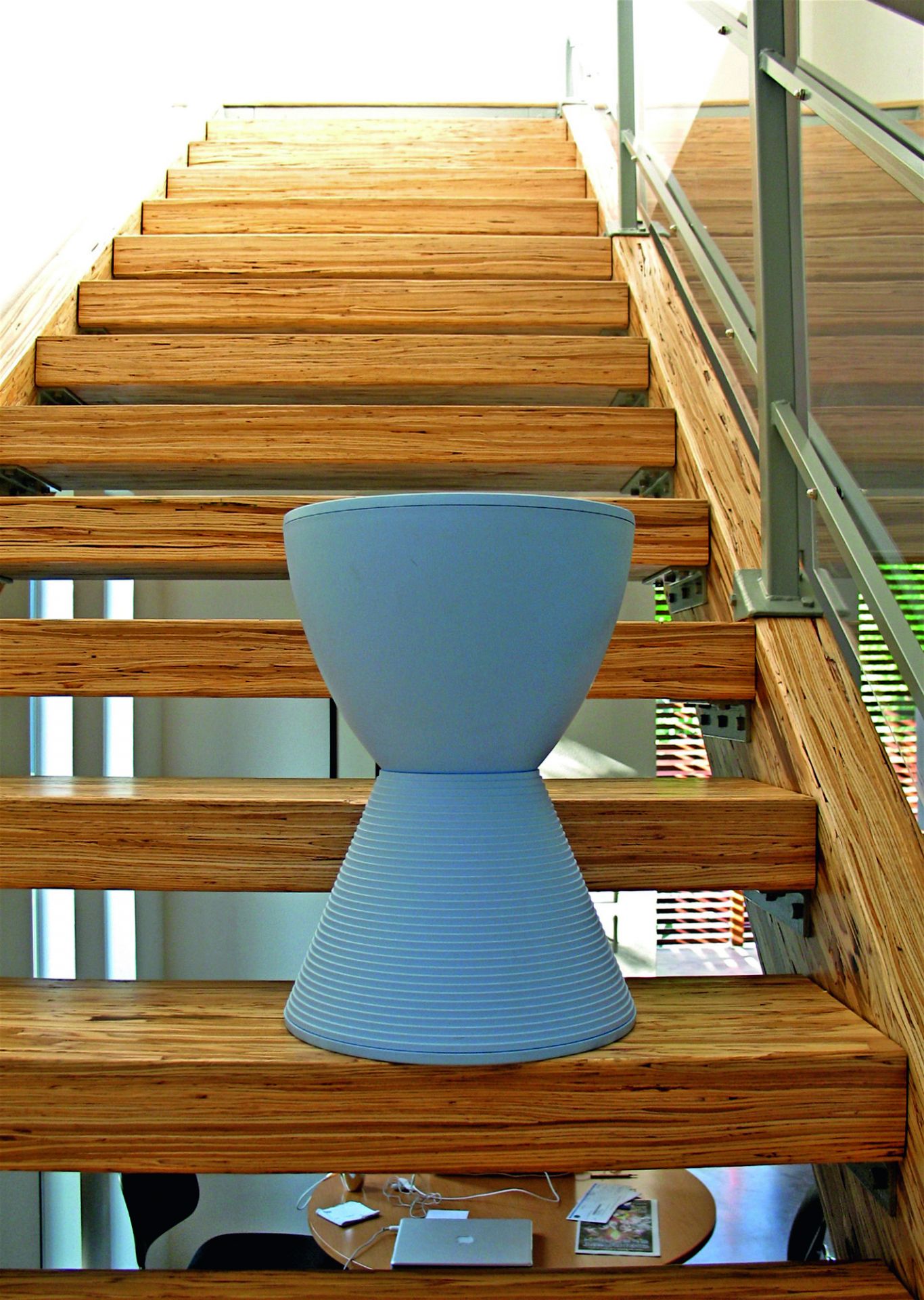 Prince AHA Stool dove grey Kartell