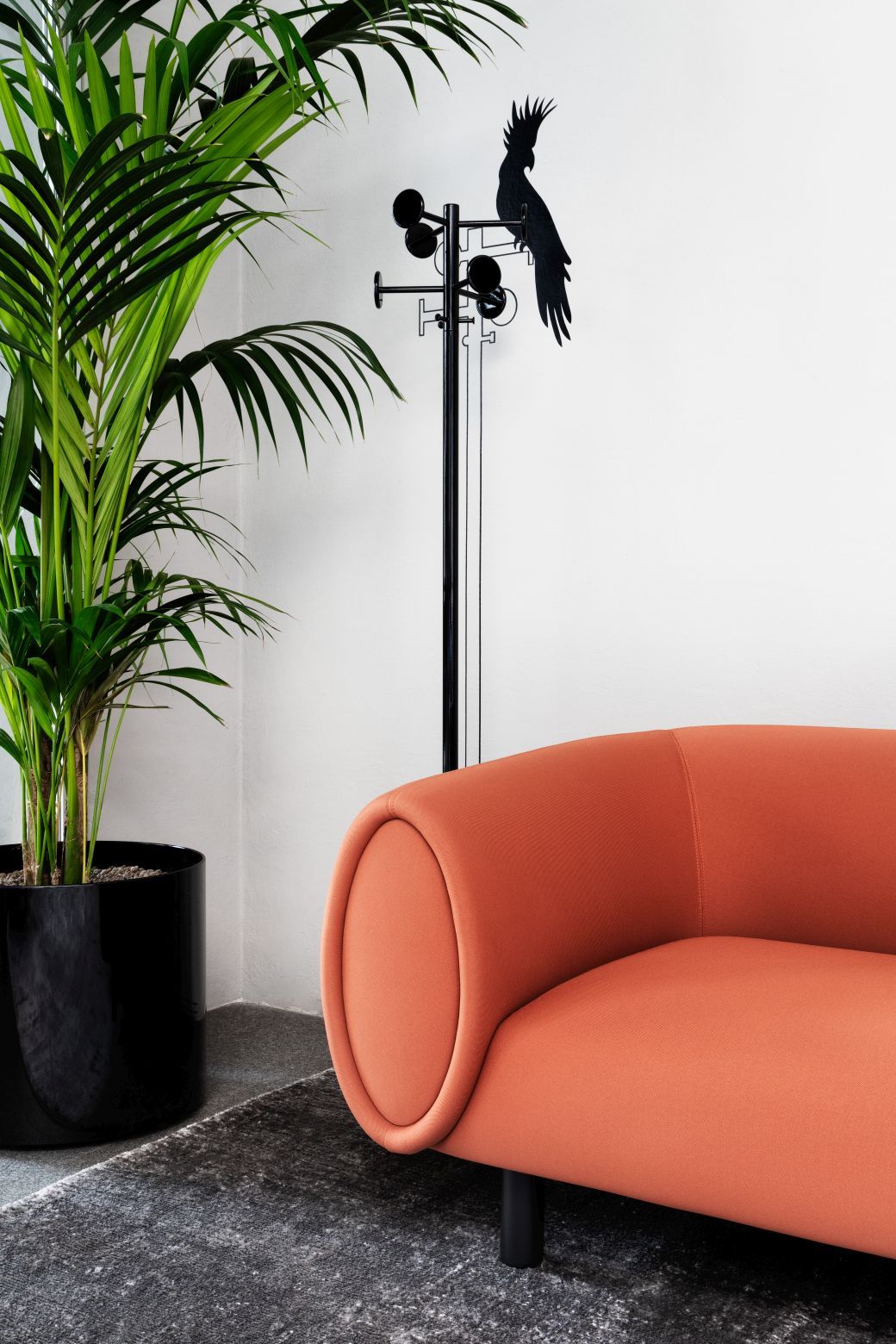 Super Ego clothes stand Rexite