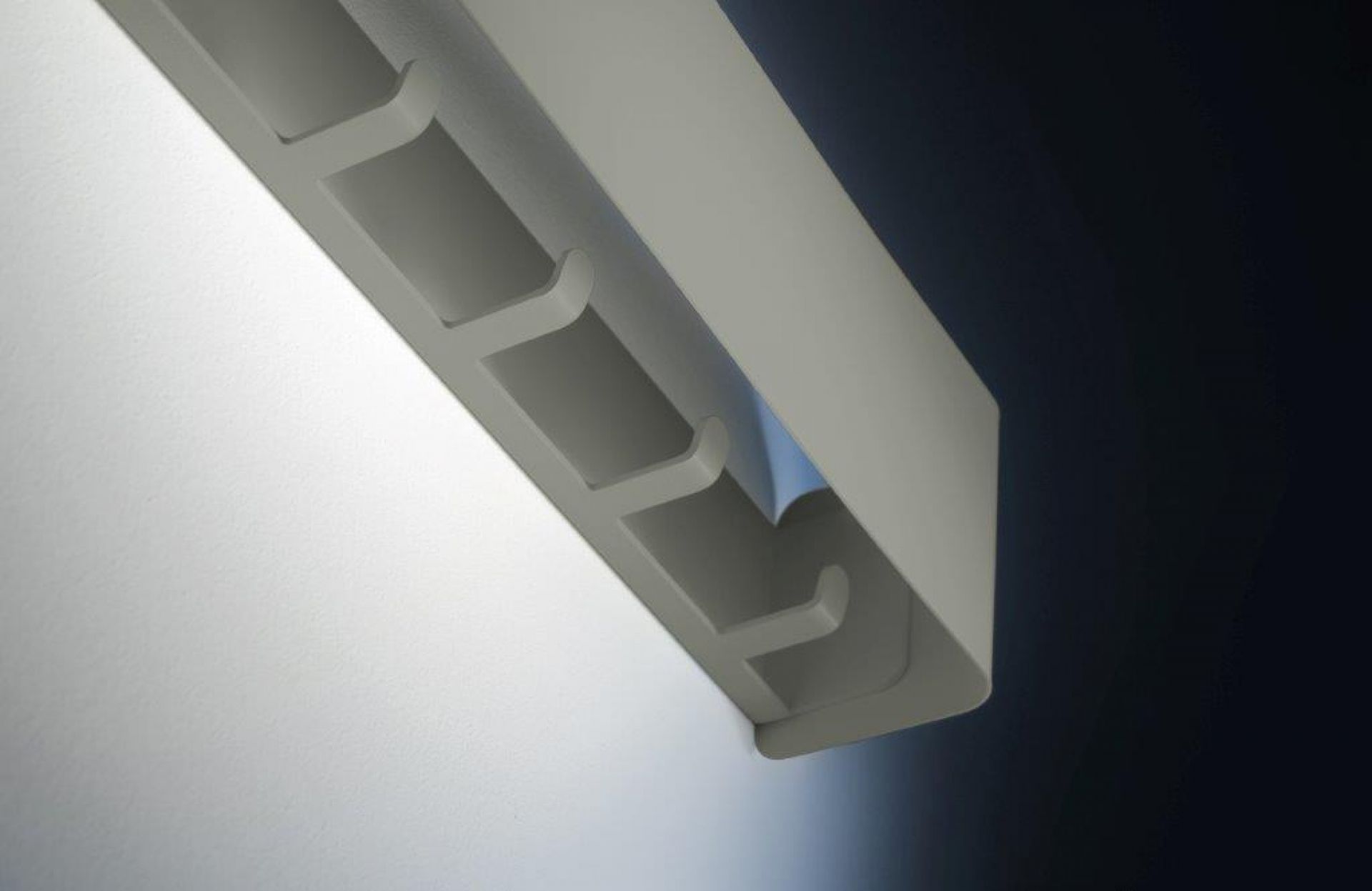 Radius II coat rack LED