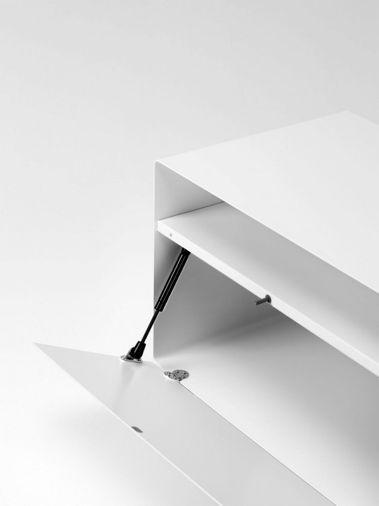R109N Sideboard with industrial rollers Müller Möbelfabrikation - QUICK SHIP