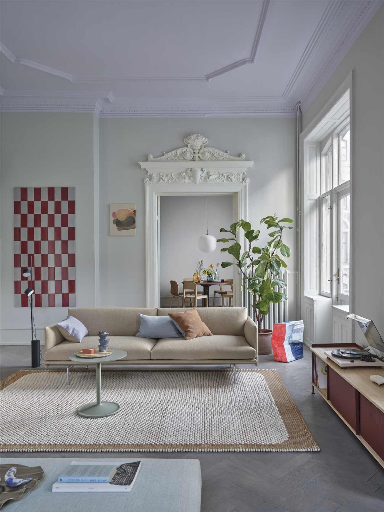 Post Floor Lamp Muuto