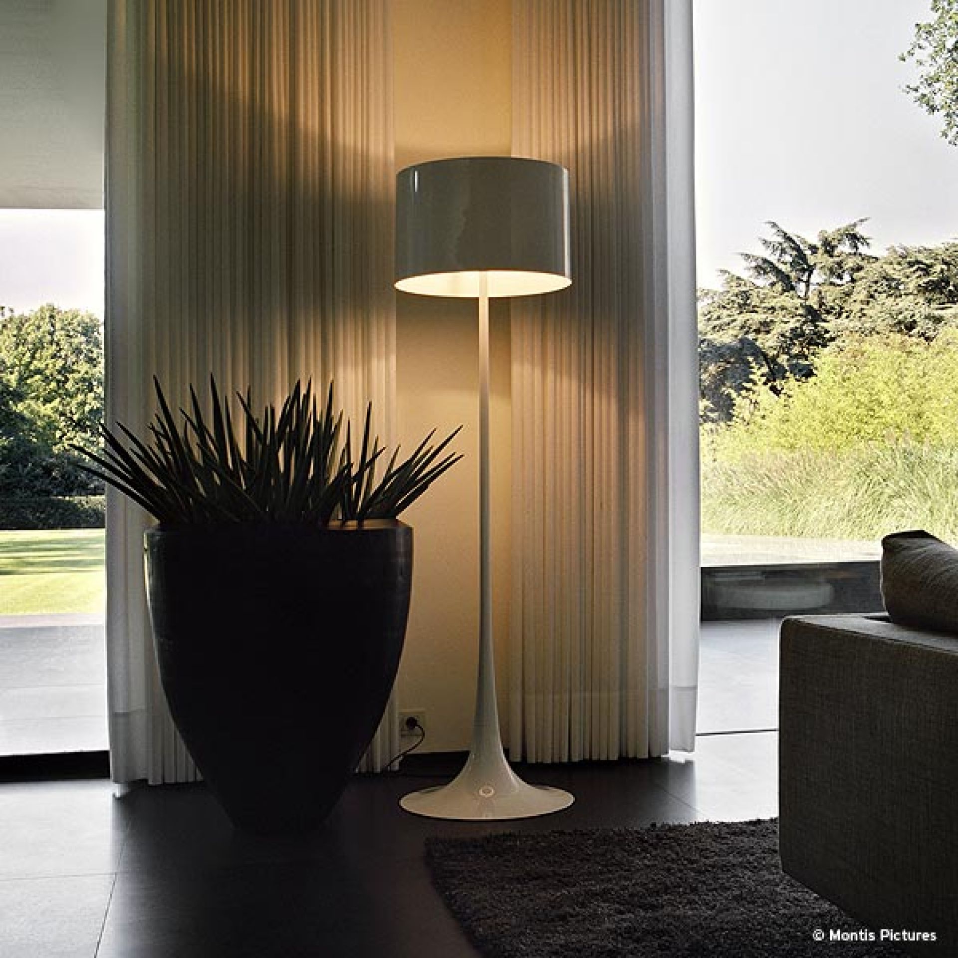 Spun Light F Floor lamp Flos