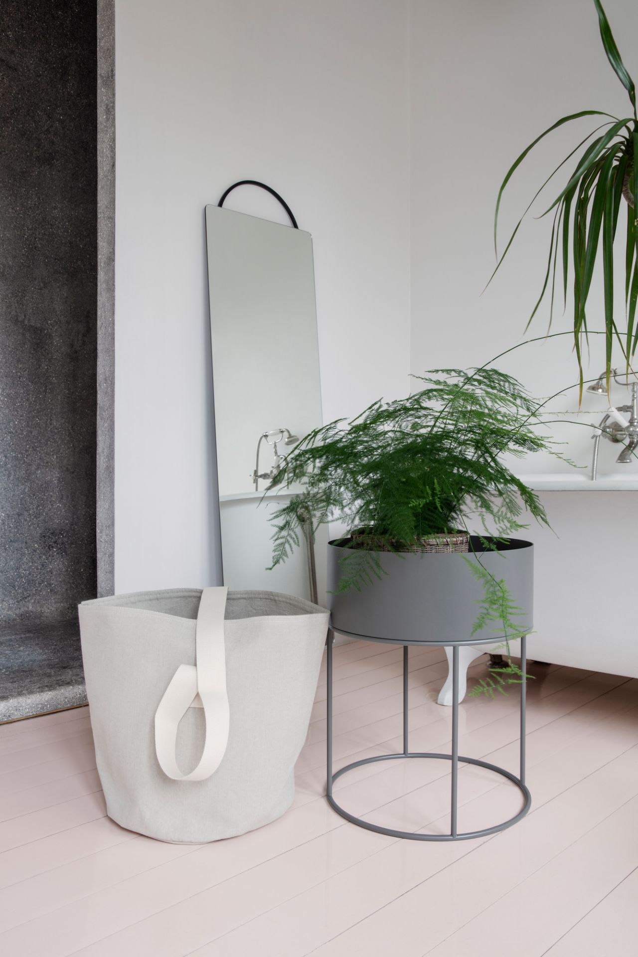 Plant Box round Ferm Living SINGLE PIECES