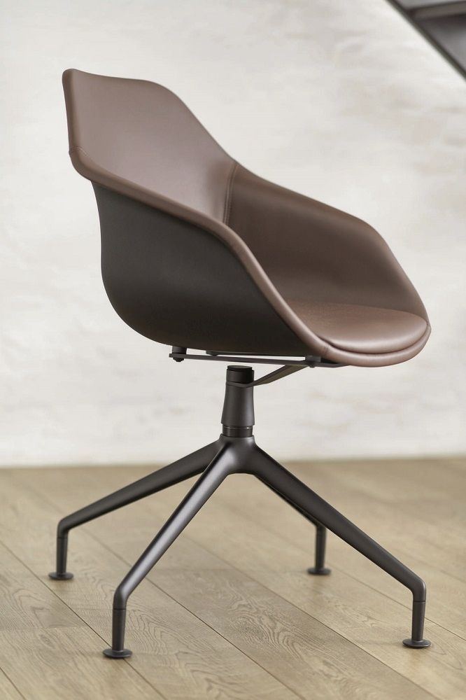 Yonda Universalstuhl Four star foot Wilkhahn 